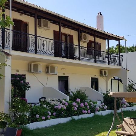 Dream House Apartment Agia Paraskevi  Bagian luar foto