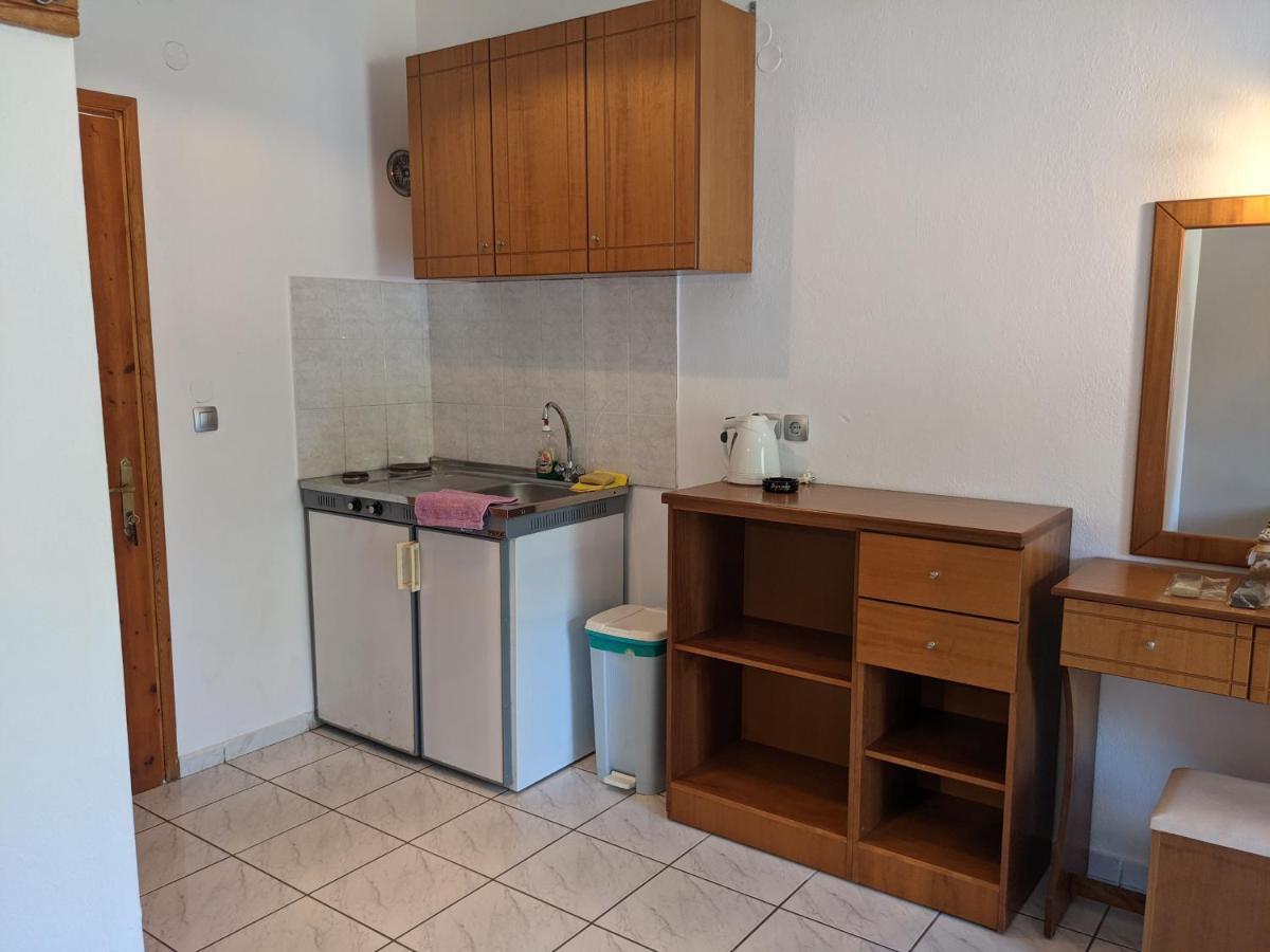 Dream House Apartment Agia Paraskevi  Bagian luar foto