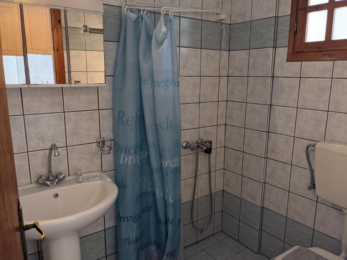 Dream House Apartment Agia Paraskevi  Bagian luar foto