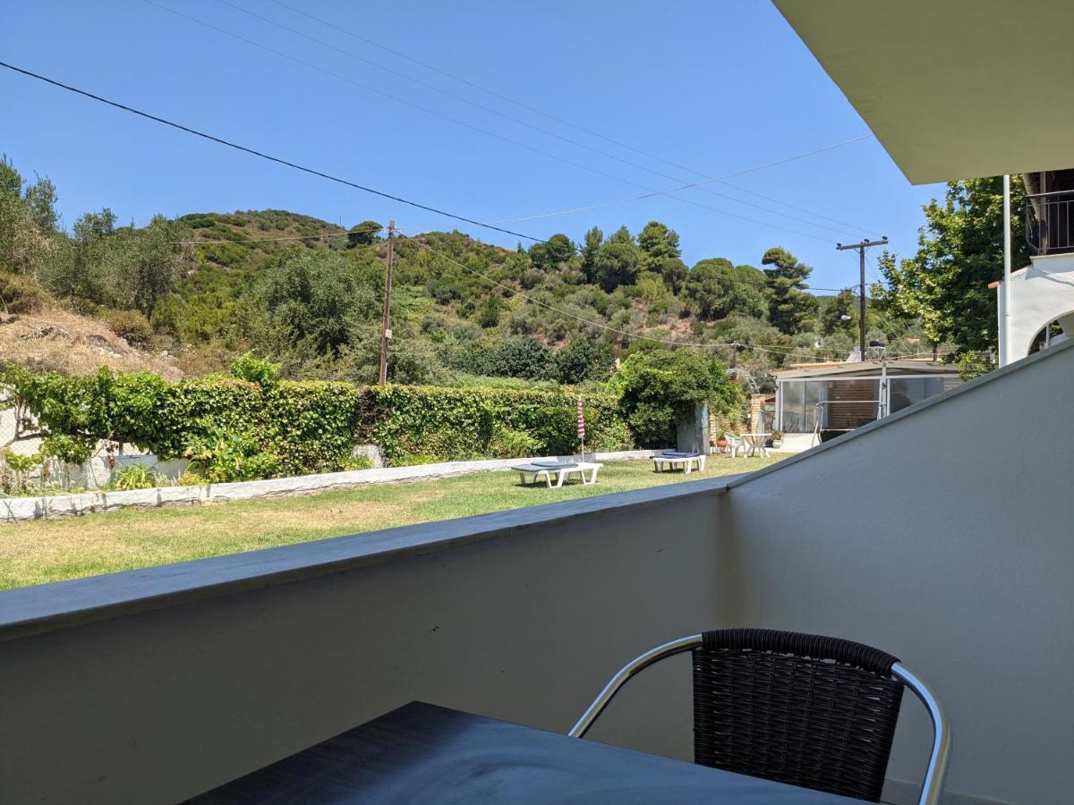 Dream House Apartment Agia Paraskevi  Bagian luar foto
