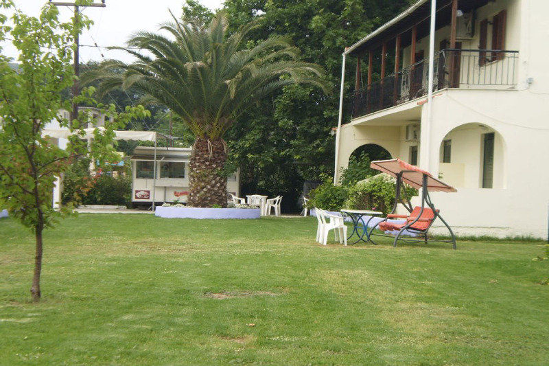 Dream House Apartment Agia Paraskevi  Bagian luar foto