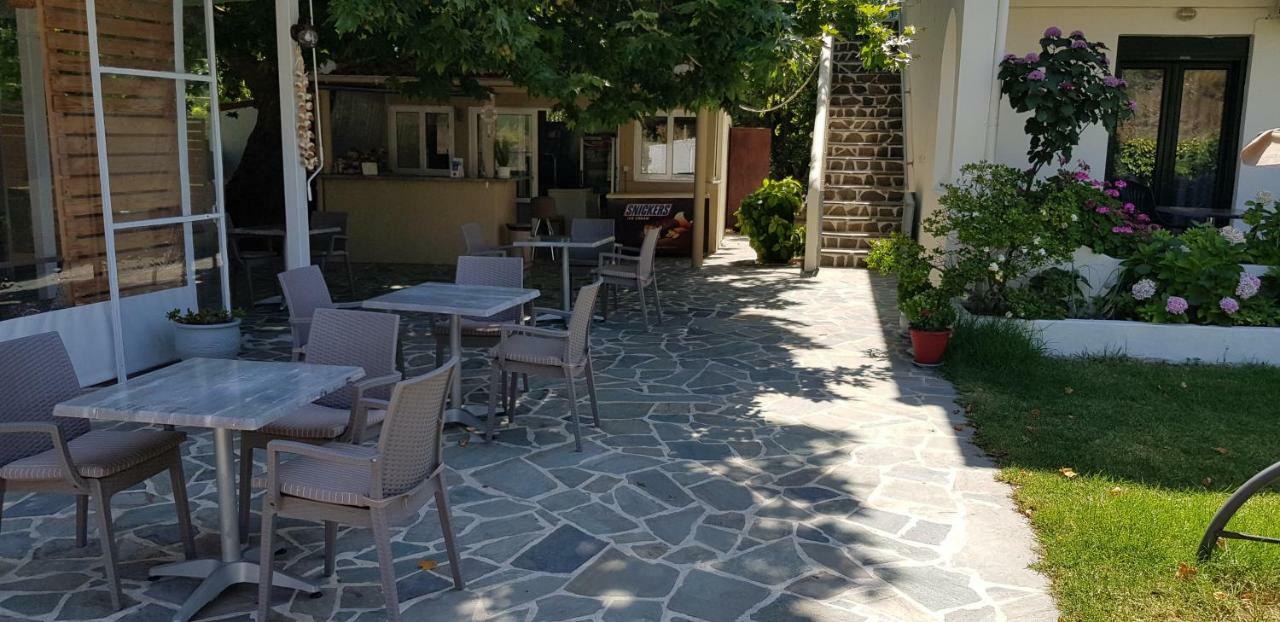 Dream House Apartment Agia Paraskevi  Bagian luar foto