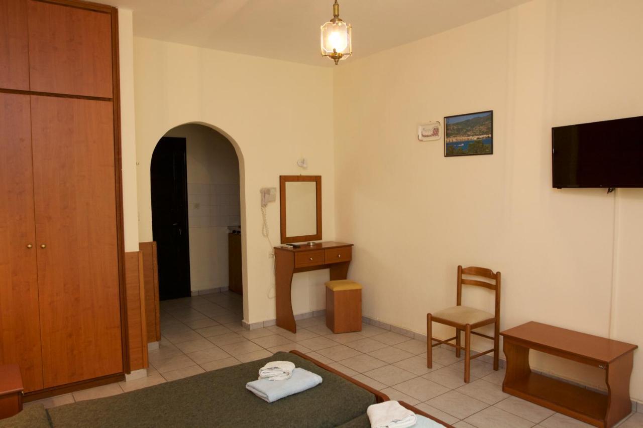 Dream House Apartment Agia Paraskevi  Bagian luar foto