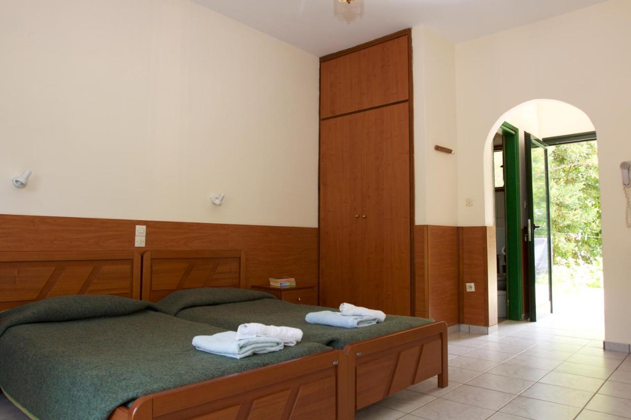 Dream House Apartment Agia Paraskevi  Bagian luar foto